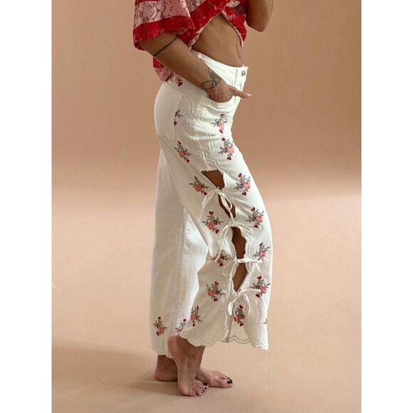 Zac & Zoe Pants - Zac & Zoe Paris White Floral Embroidered Wide Leg Lace Up Pants M 38 Boho Y2K
